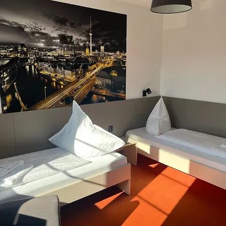 Berlin 3* Cheb