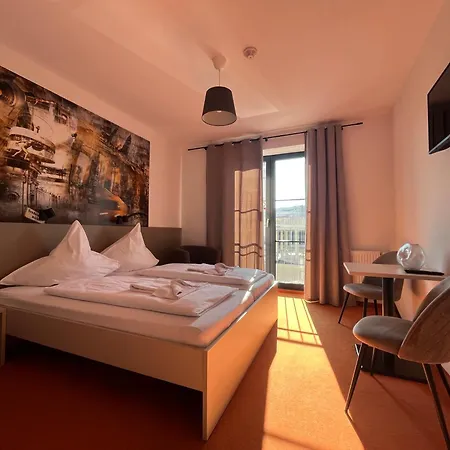 Bed & Breakfast Berlin 3*
