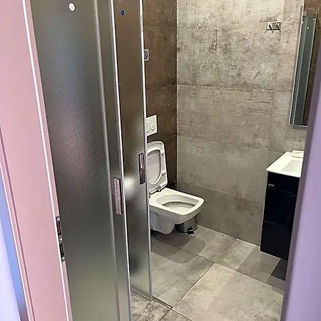 Berlin Bed & Breakfast 3*