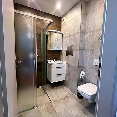 Bed & Breakfast Berlin 3*