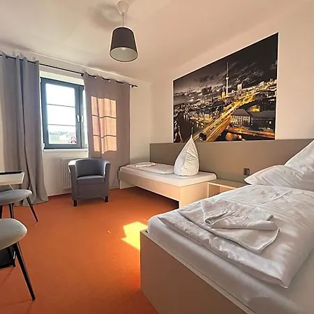 Berlin 3* Cheb