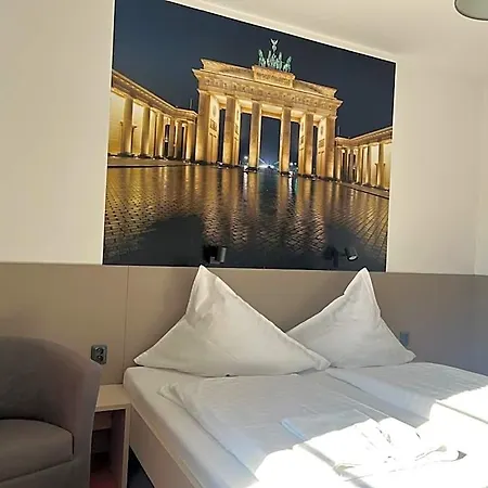 Berlin 3* خب