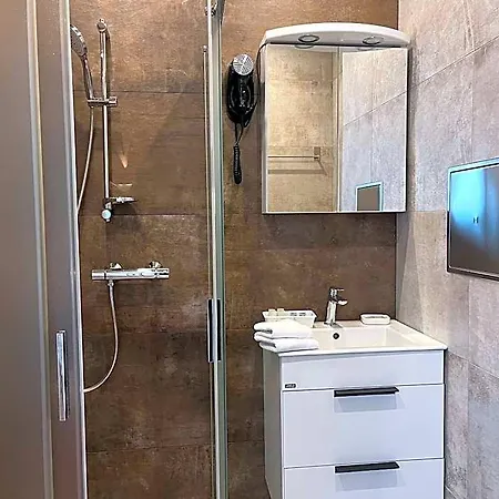Berlin 3* Cheb
